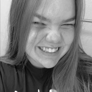 Meet your Posher, Laney